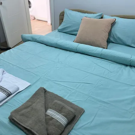 By Lotus - Comfortable Luxury With Pool Apartment *